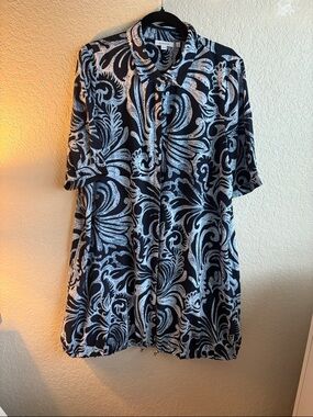 Chico's Black & White Swirl Midi Dress